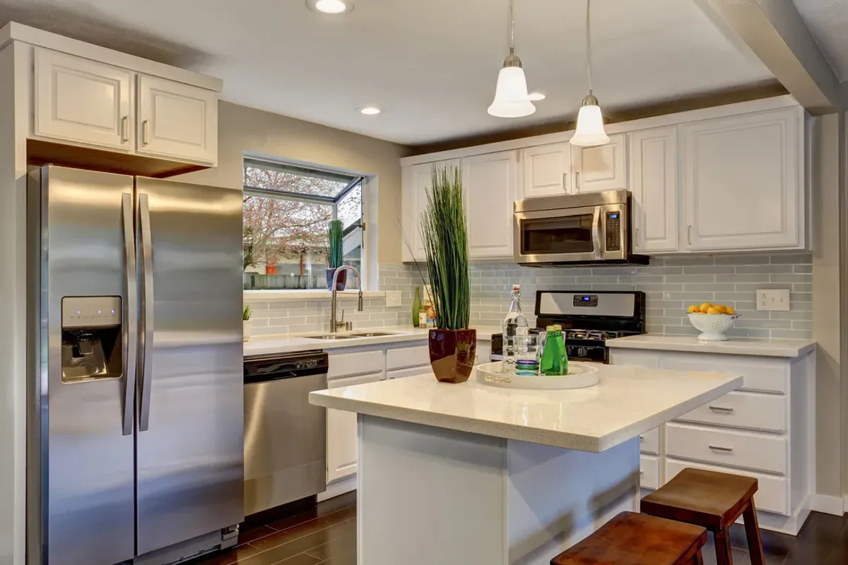 How to Cheaply Update Your Kitchen