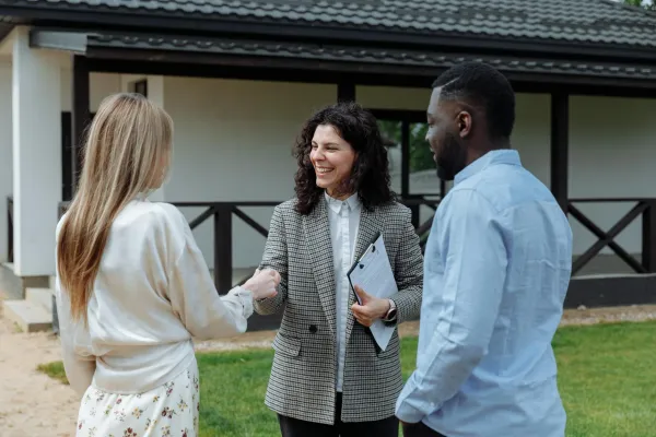 How to Choose the Right Realtor in Harrisonburg to Sell Your Home